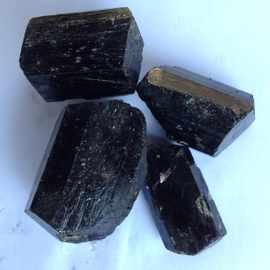 yӋ֣ɫٵVxIrhϝq3.7%