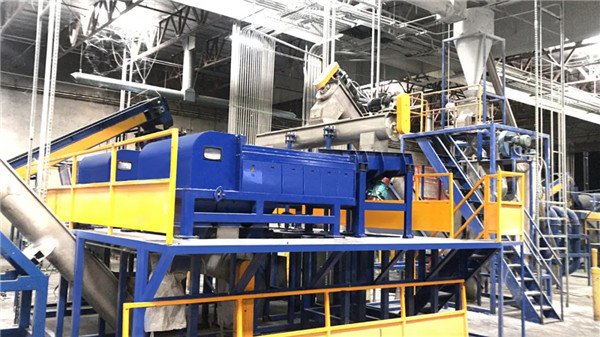 韲ǰУ¡늴ŮxCеIhoCеί̏U֕ίTλ