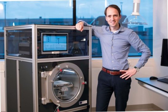 VSParticle Iǰأ{׼glչl{ԴI׃