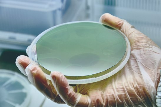 댧waI܈ڣSiC/GaNĿIӑB