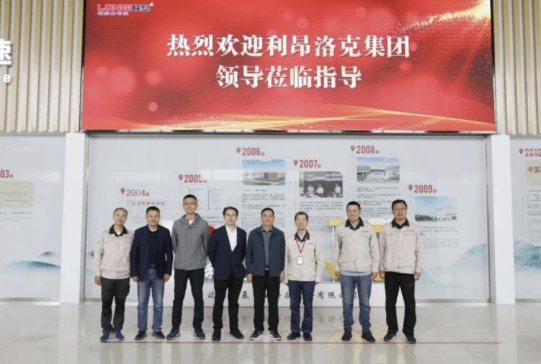 ˽ټF(tun)ϯ\(yn)I(yng)һеL(yng)¡