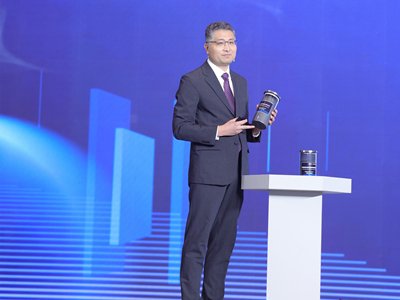 ȫװl(f)ܶ늳ʯīϩ(f)ϼ{׹̼ؓ(f)O