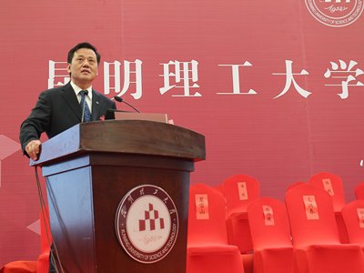 ׽꣺ĩұʮdx²τ(chung)°l(f)չ