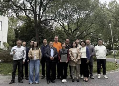 ˇȫaƷDave HeubelLȡfڪҊCʮd׿Խף