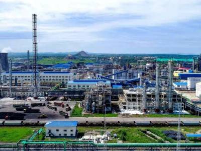 ʯīϩĤ@̼Ϲ˾_200fƽ׮a