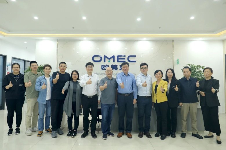 094953_205304_gsdt.jpg 094953_205304_gsdt.jpg