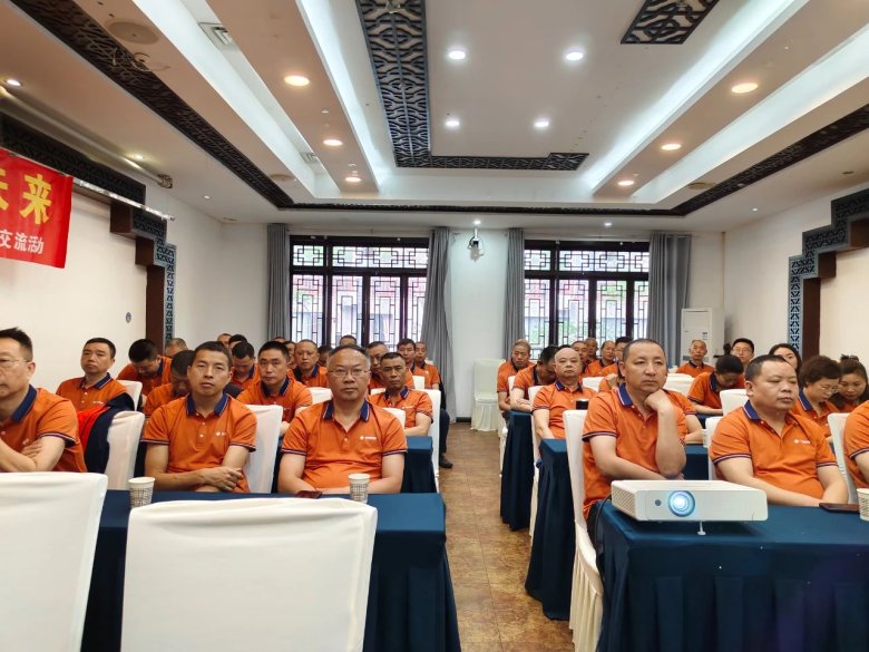 090614_178942_gsdt.jpg 090614_178942_gsdt.jpg