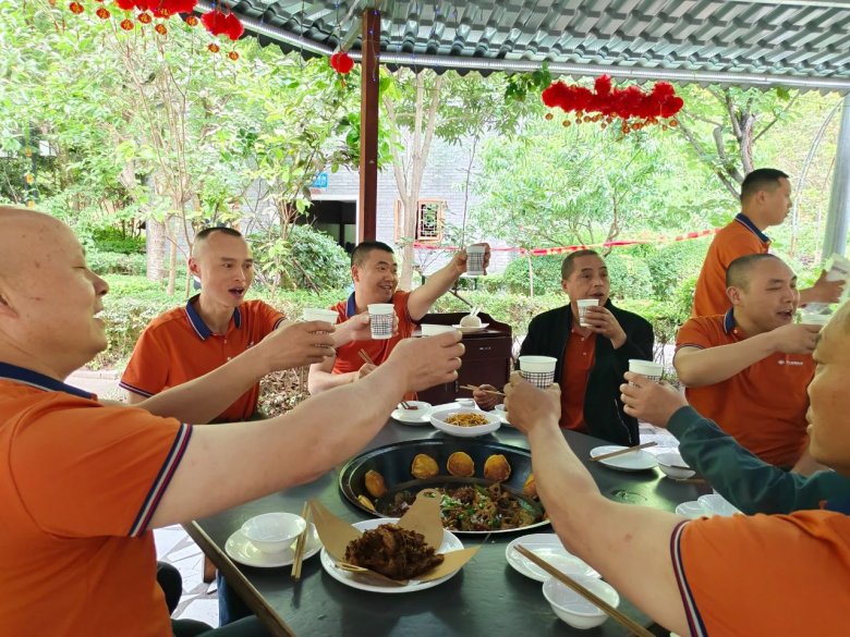 090808_995589_gsdt.jpg 090808_995589_gsdt.jpg