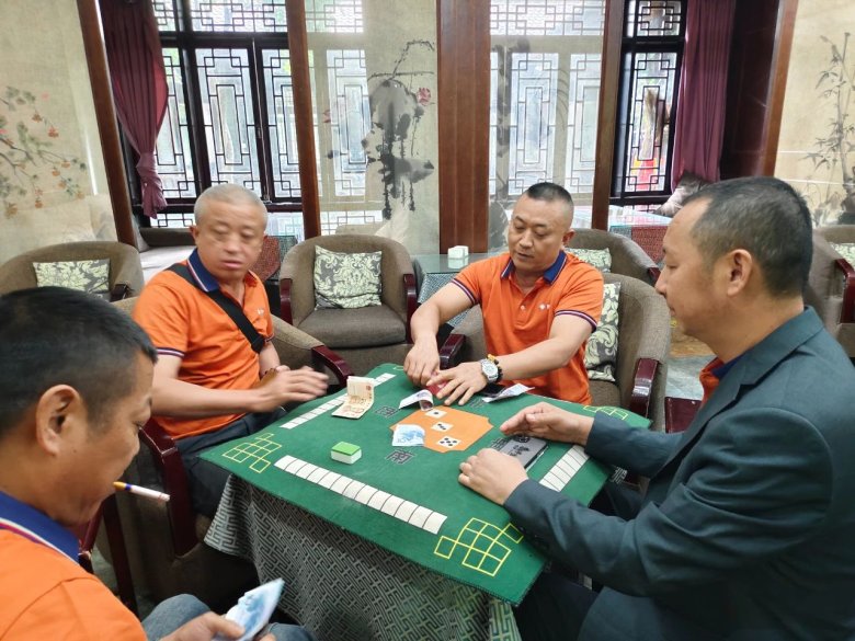 090906_146993_gsdt.jpg 090906_146993_gsdt.jpg