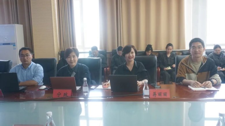 103837_042086_gsdt.jpg 103837_042086_gsdt.jpg