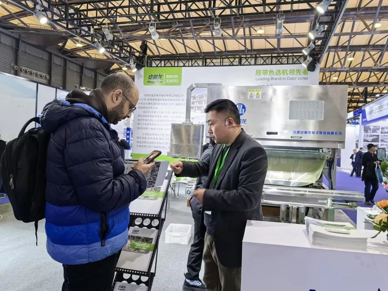 104812_464541_gsdt.jpg 104812_464541_gsdt.jpg