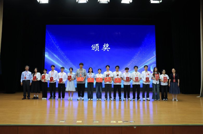 084010_689541_gsdt.png 084010_689541_gsdt.png