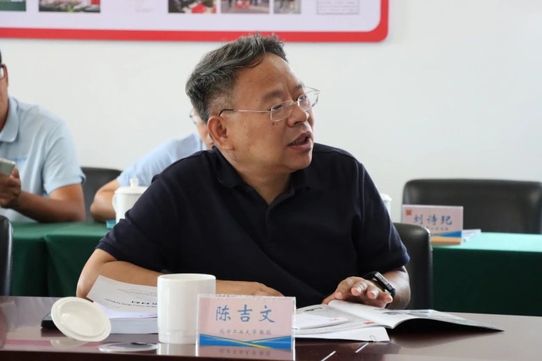 081019_740435_gsdt.jpg 081019_740435_gsdt.jpg