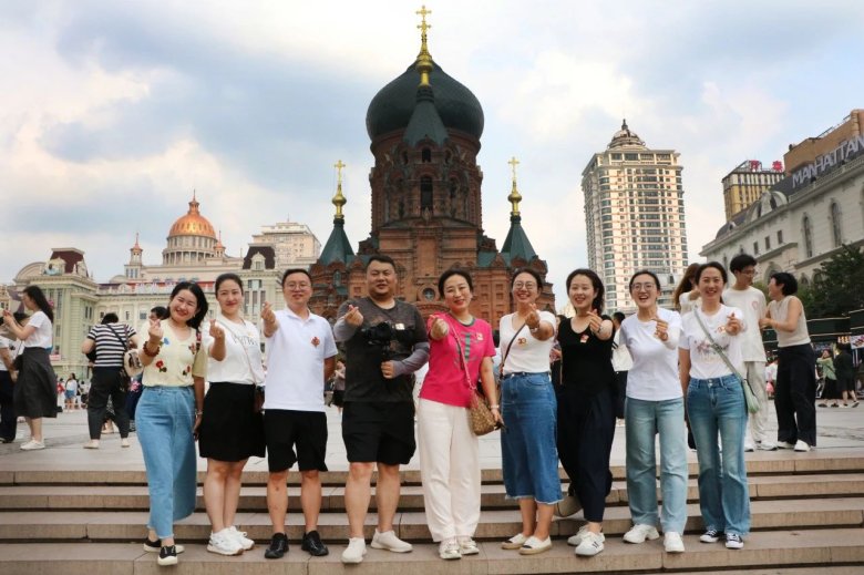 135217_072569_gsdt.jpg 135217_072569_gsdt.jpg