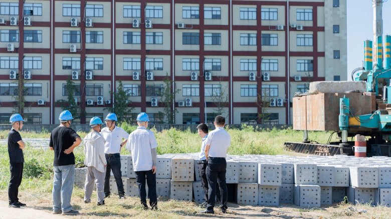 092447_001372_gsdt.jpg 09.jpg