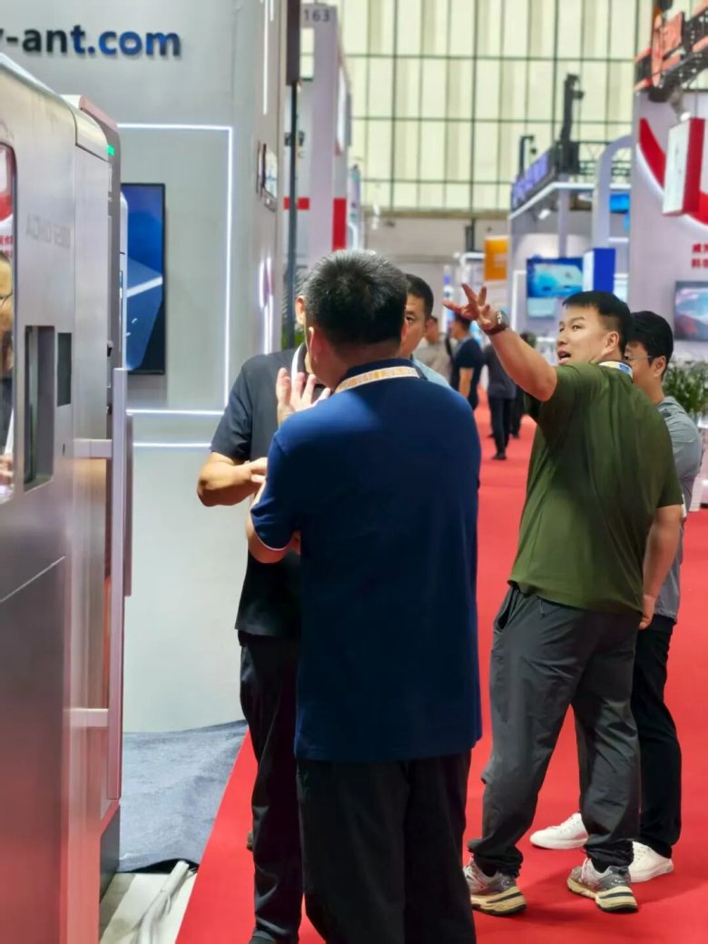 095603_370196_gsdt.jpg 095603_370196_gsdt.jpg