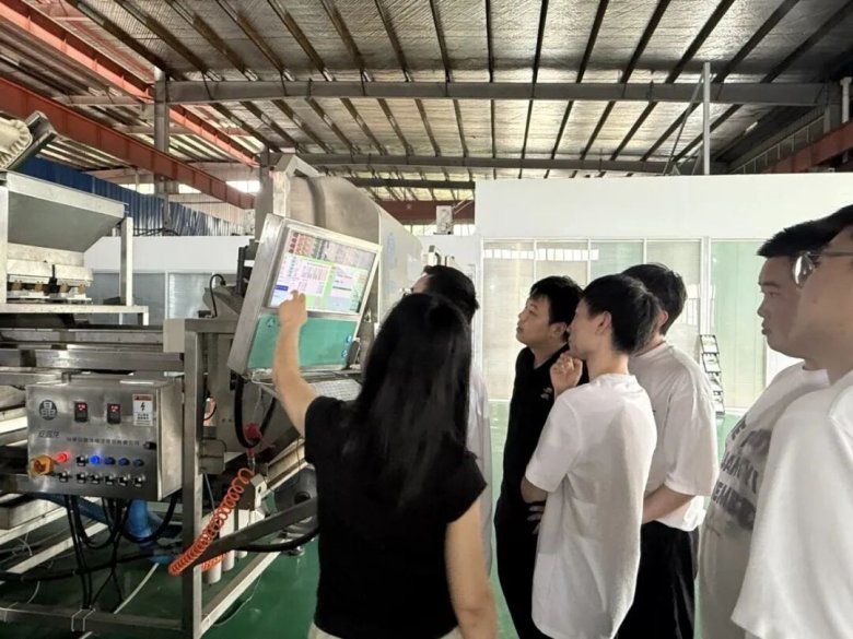 134636_056363_gsdt.jpg 134636_056363_gsdt.jpg