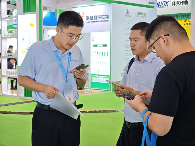 102301_425071_gsdt.jpg 102301_425071_gsdt.jpg