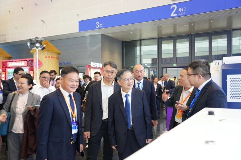 094428_527820_gsdt.jpg 094428_527820_gsdt.jpg