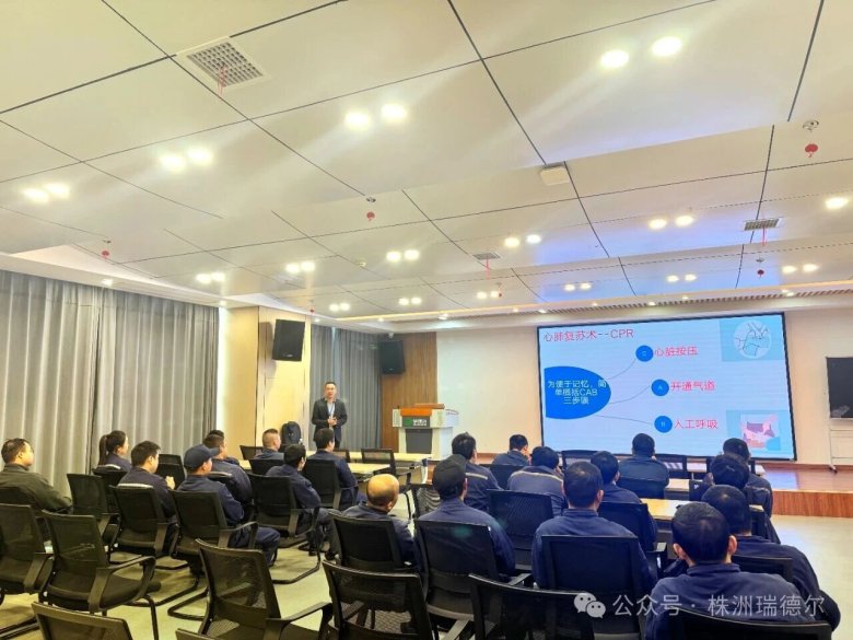 081800_979999_gsdt.jpg 081800_979999_gsdt.jpg