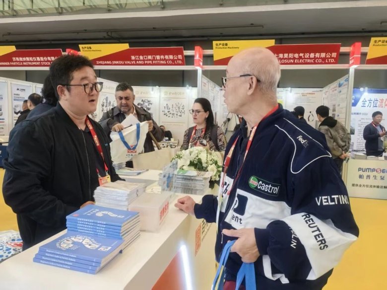 112629_962100_gsdt.jpg 112629_962100_gsdt.jpg